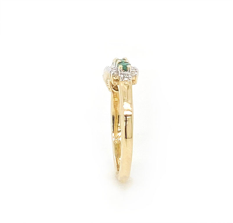 18ct Yellow Gold Vintage Emerald and Diamond Ring