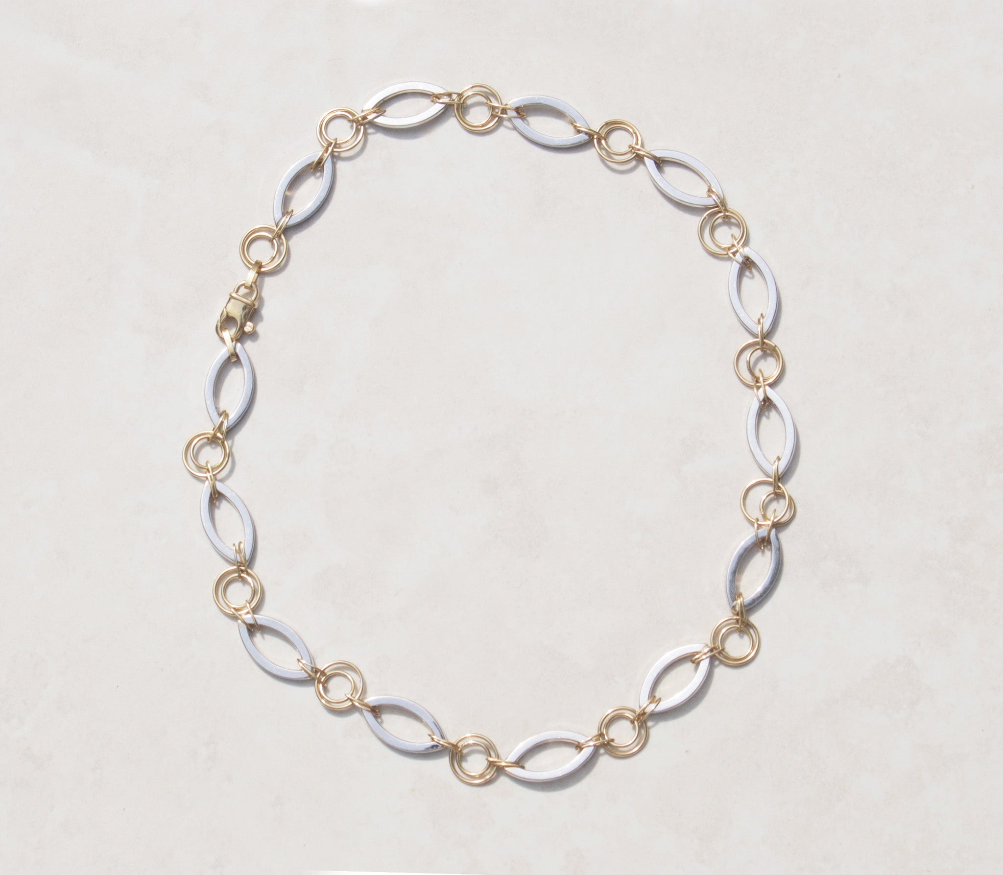 18ct yellow and white gold fancy necklace