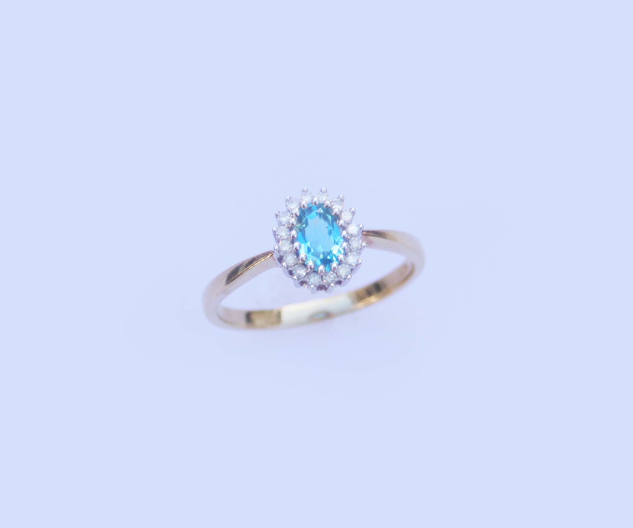 9ct yellow gold topaz and diamond cluster ring