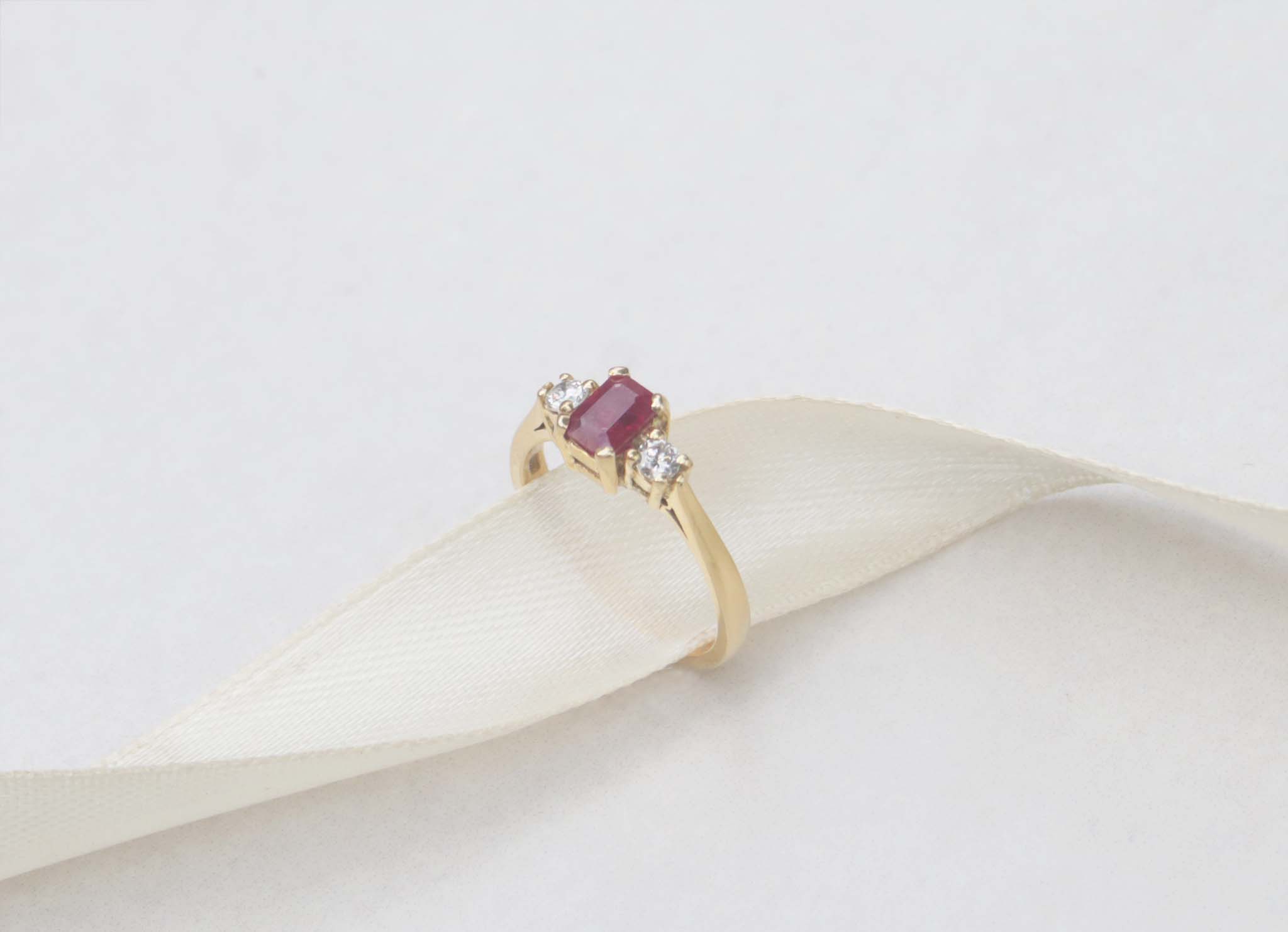 18ct Yellow Gold Ruby & Diamond Trilogy Ring