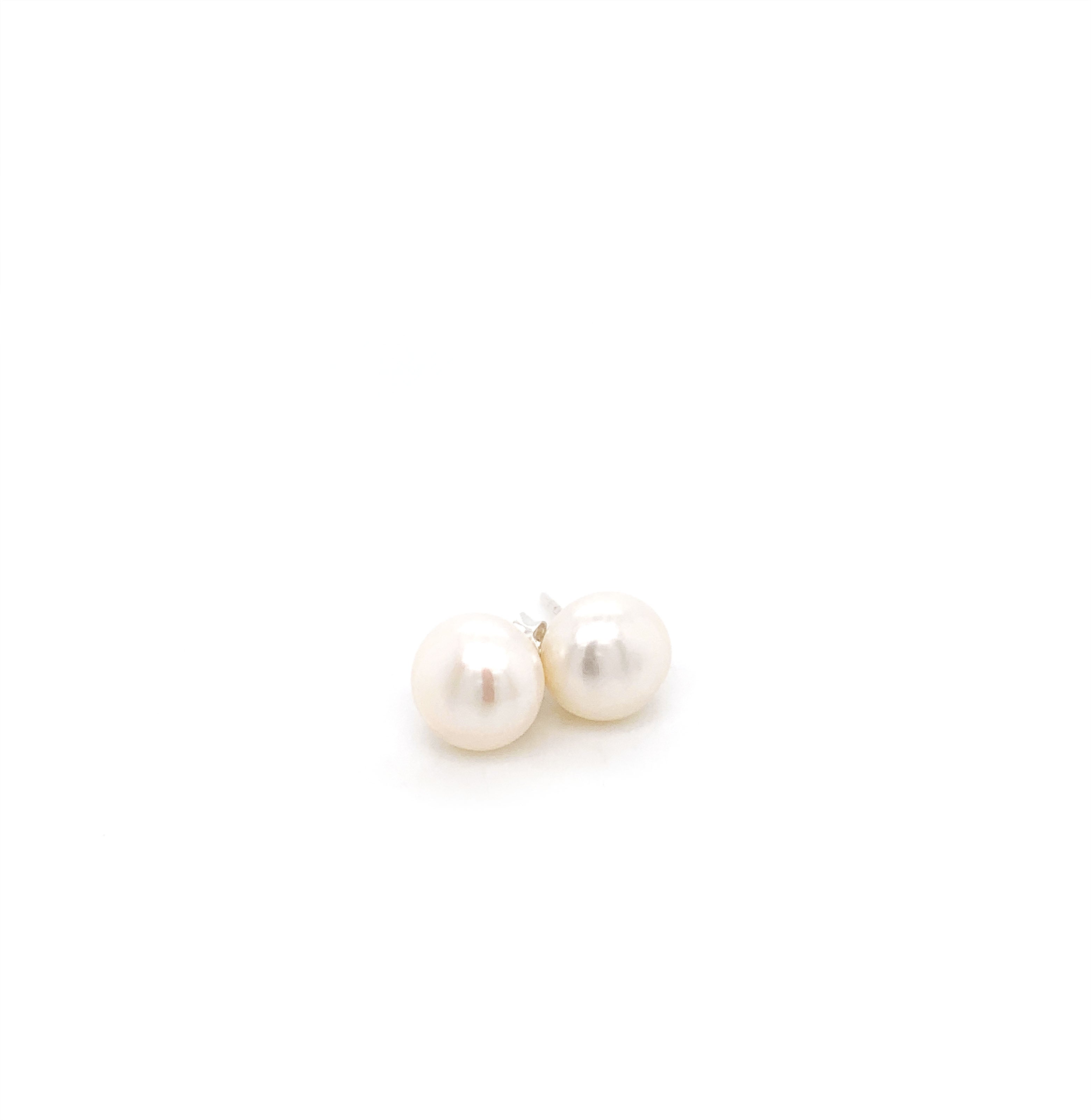 Freshwater Pearl Ball Studs