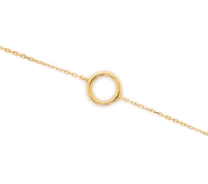 Crafted from 18ct gold vermeil, this bracelet features a halo of glistening multi-coloured stones. This delicate chain can be adjusted to your ideal fit. This bracelet has a rainbow circle in the centre with a dainty chain . Materials include 18ct Gold Vermeil (plated on sterling silver) and can be adjusted to 18 cm, 19 cm and 20 cm. This bracelet measures approx 21.5 cm in length . 